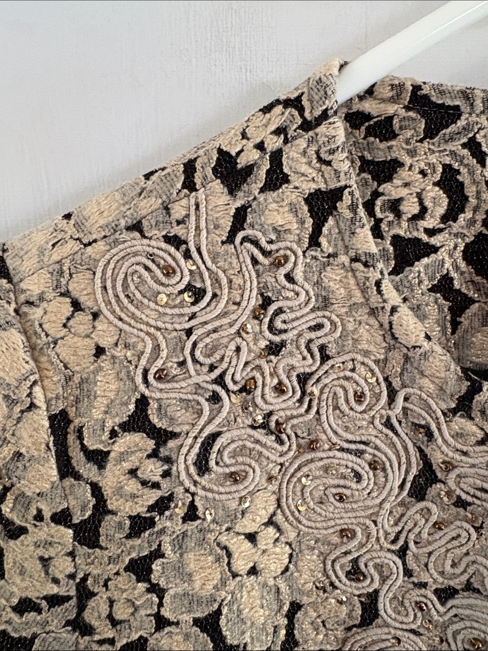 Reba black cream metallic gold brocade lined beaded jacket Size S - Picture 3 of 10